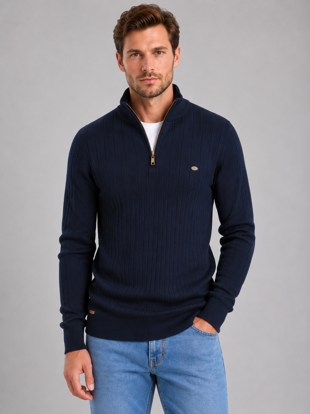 Pull Homme Zippé Côtelé en Coton – Col Montant