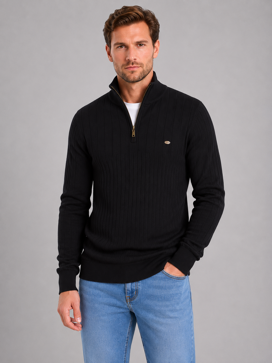 Pull Homme Zippé Côtelé en Coton – Col Montant