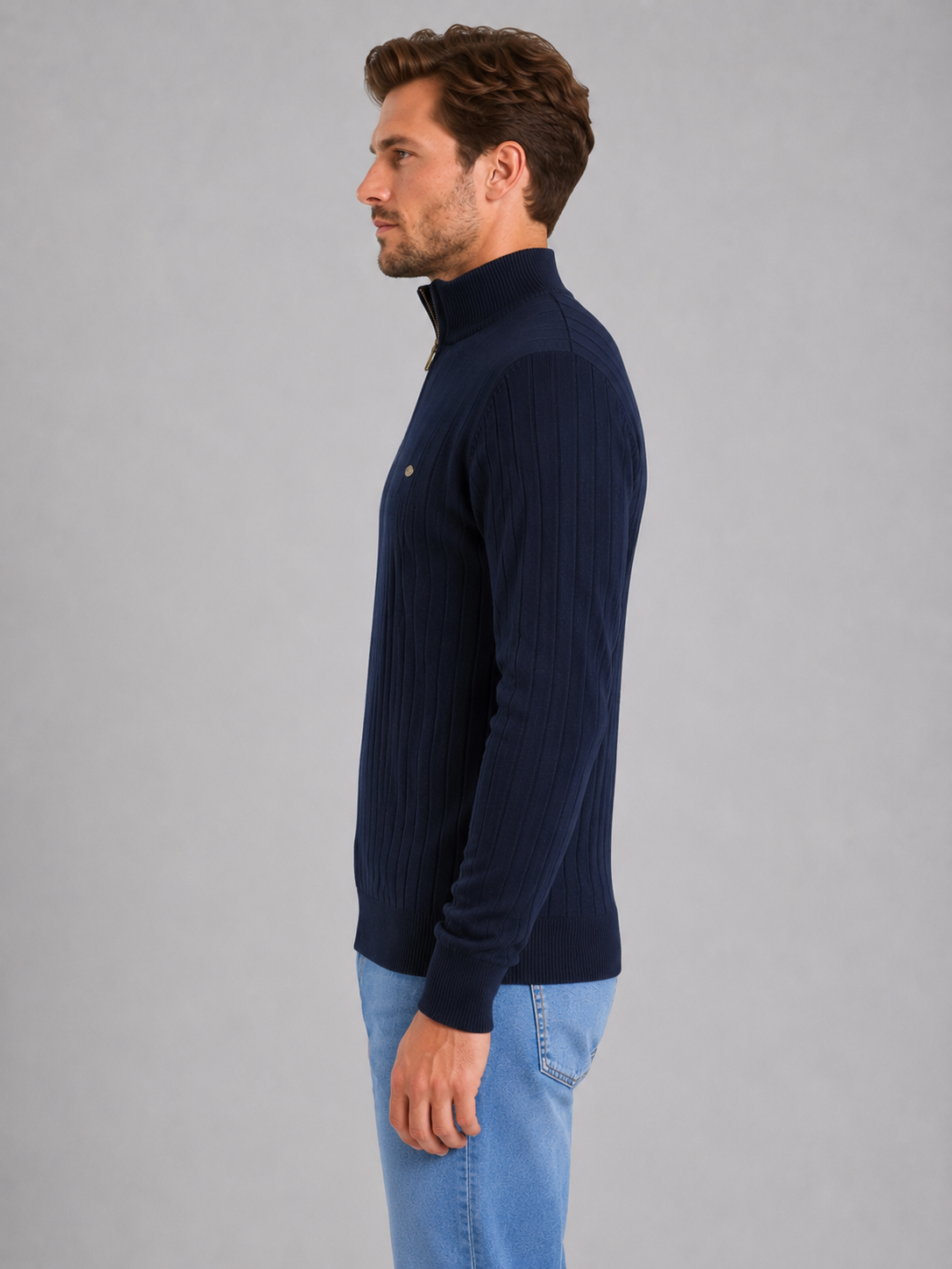 Pull Homme Zippé Côtelé en Coton – Col Montant