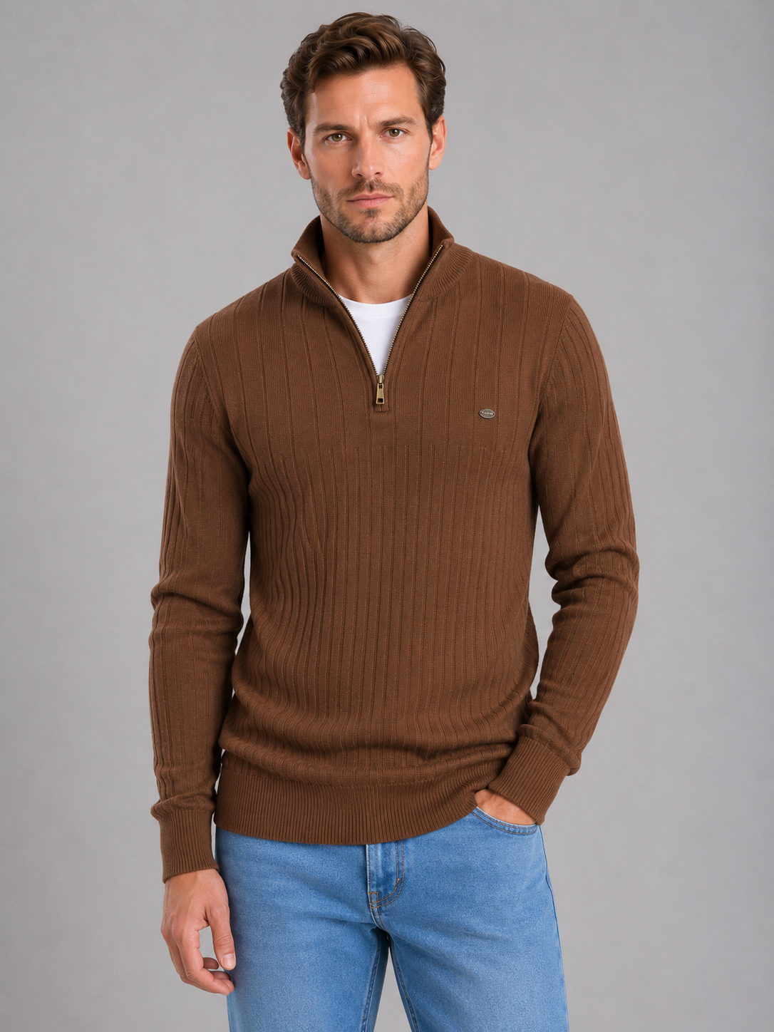 Pull Homme Zippé Côtelé en Coton – Col Montant